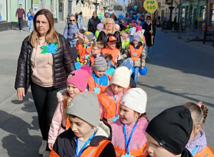 Niebieski Marsz " Zrozumienie zaczyna się od kroku"