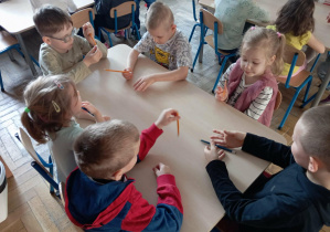 Zajęcia przy stolikach